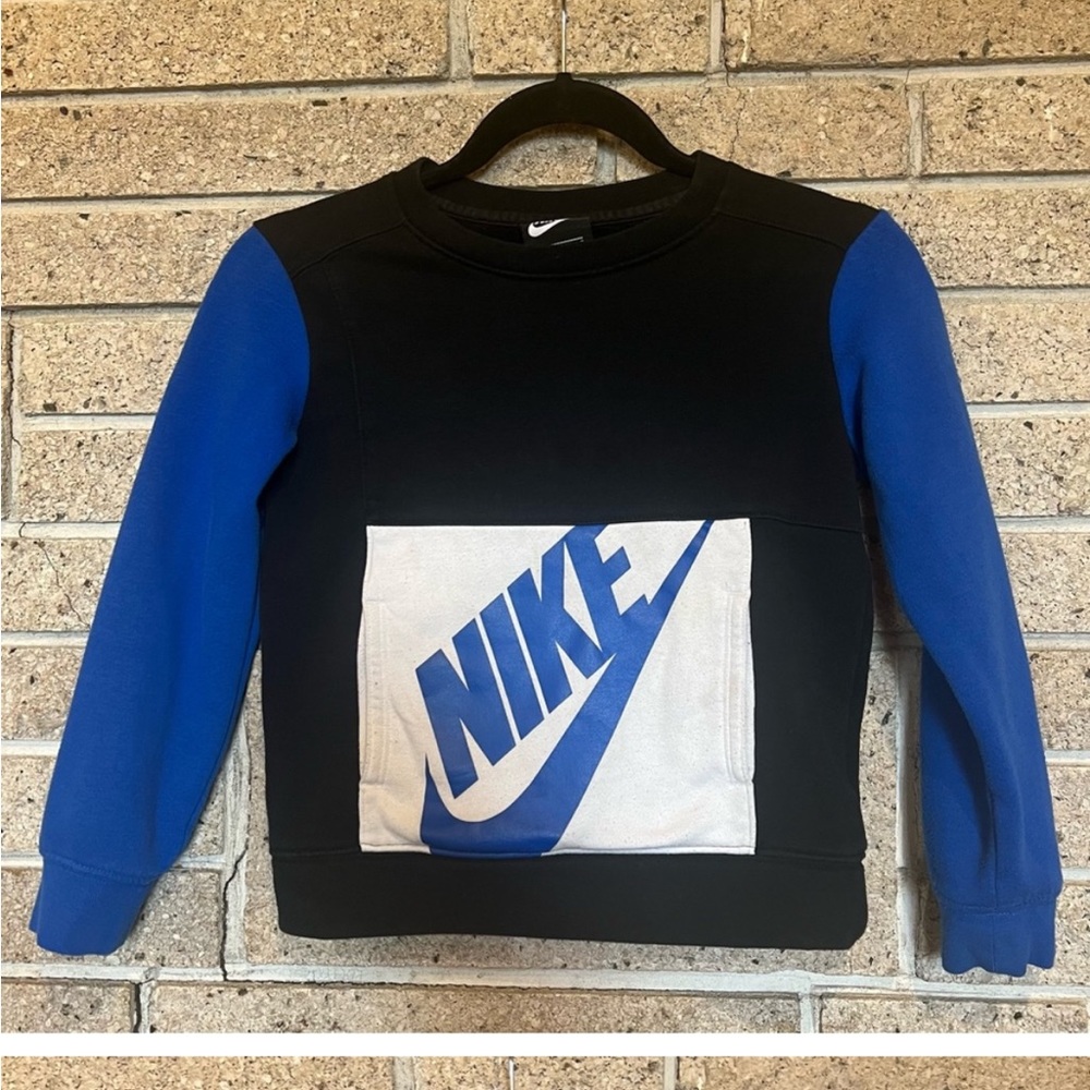 Nike sweater